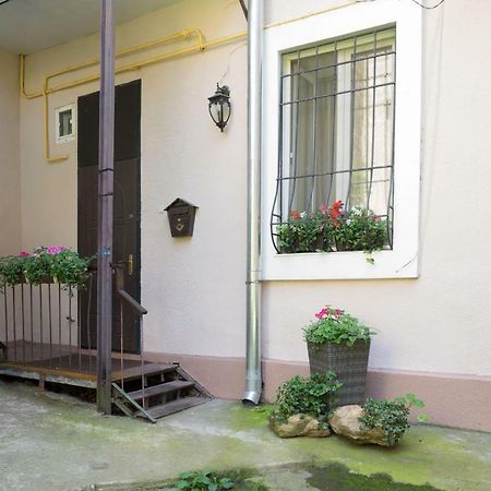 Cozy Apartment On Yevreiska Street Oděsa Exteriér fotografie