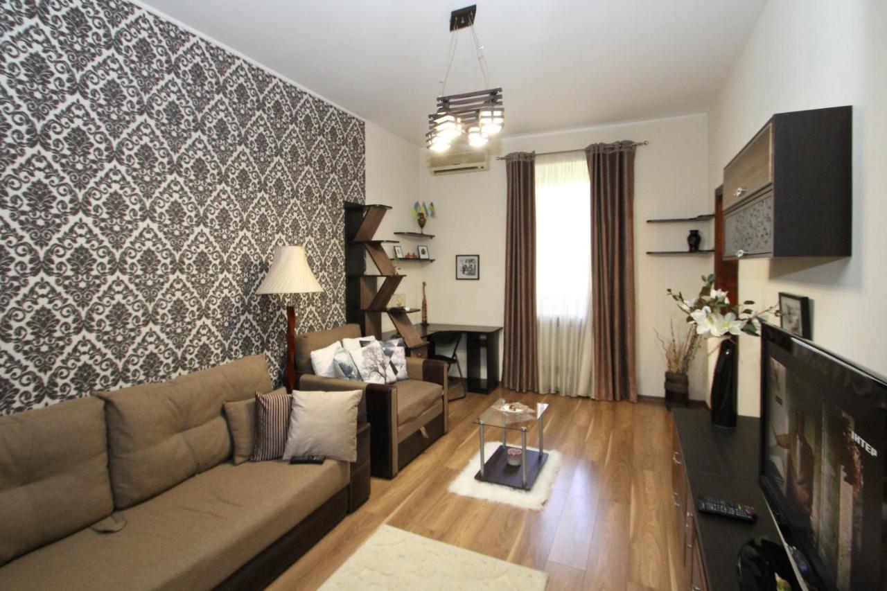 Cozy Apartment On Yevreiska Street Oděsa Exteriér fotografie