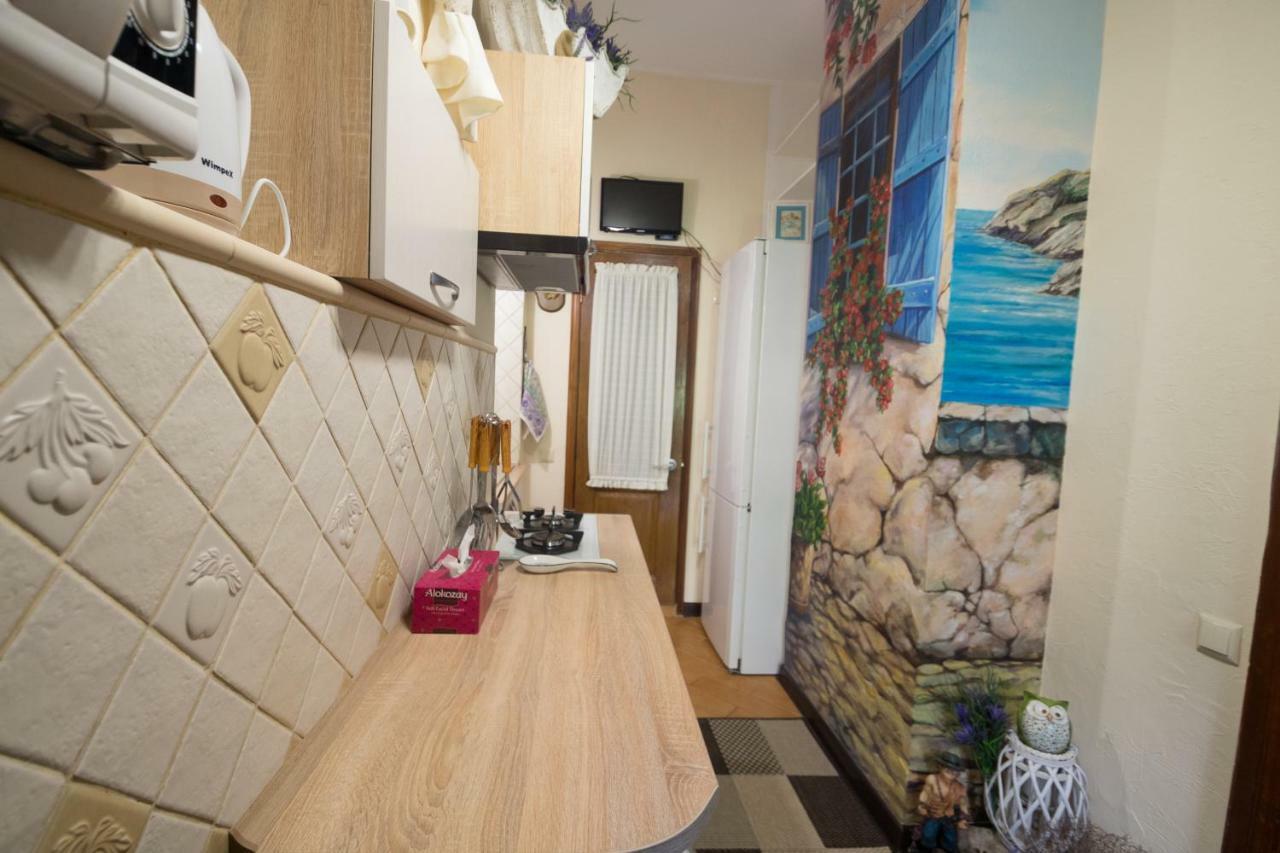 Cozy Apartment On Yevreiska Street Oděsa Exteriér fotografie