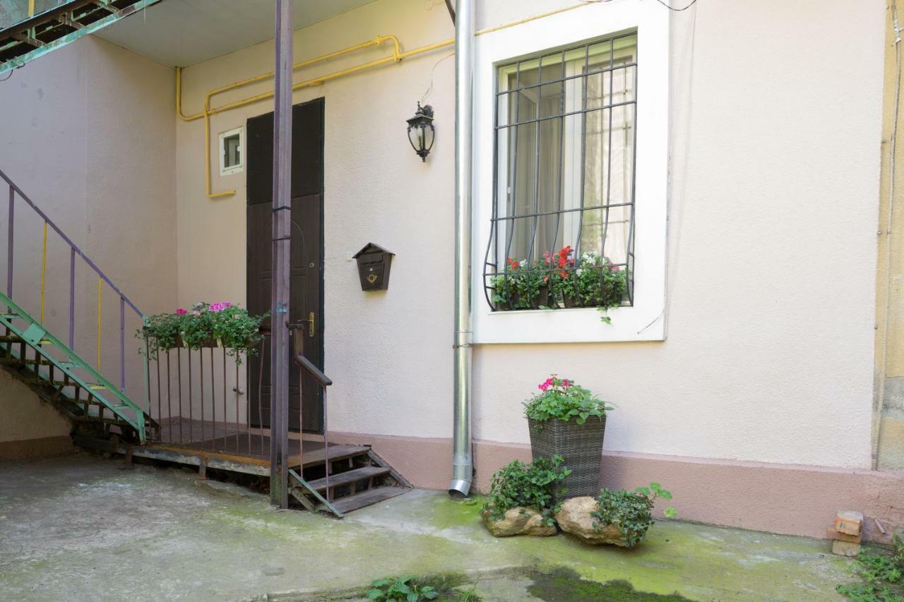 Cozy Apartment On Yevreiska Street Oděsa Exteriér fotografie